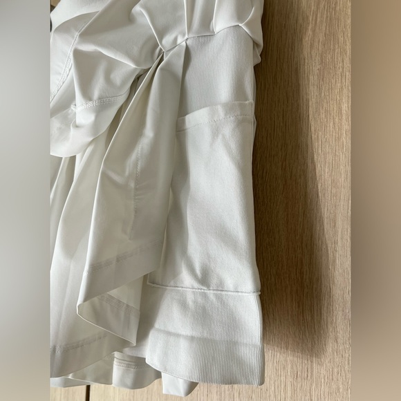 Wilson tennis skirt,size M - Picture 8 of 8